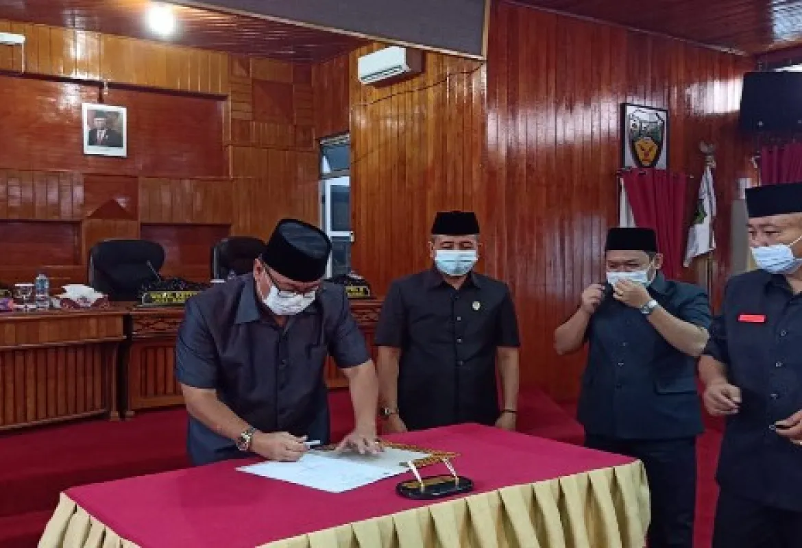 Masa Jabatan Segera Habis, DPRD Bengkulu Selatan Usulkan Pemberhentian Bupati BS