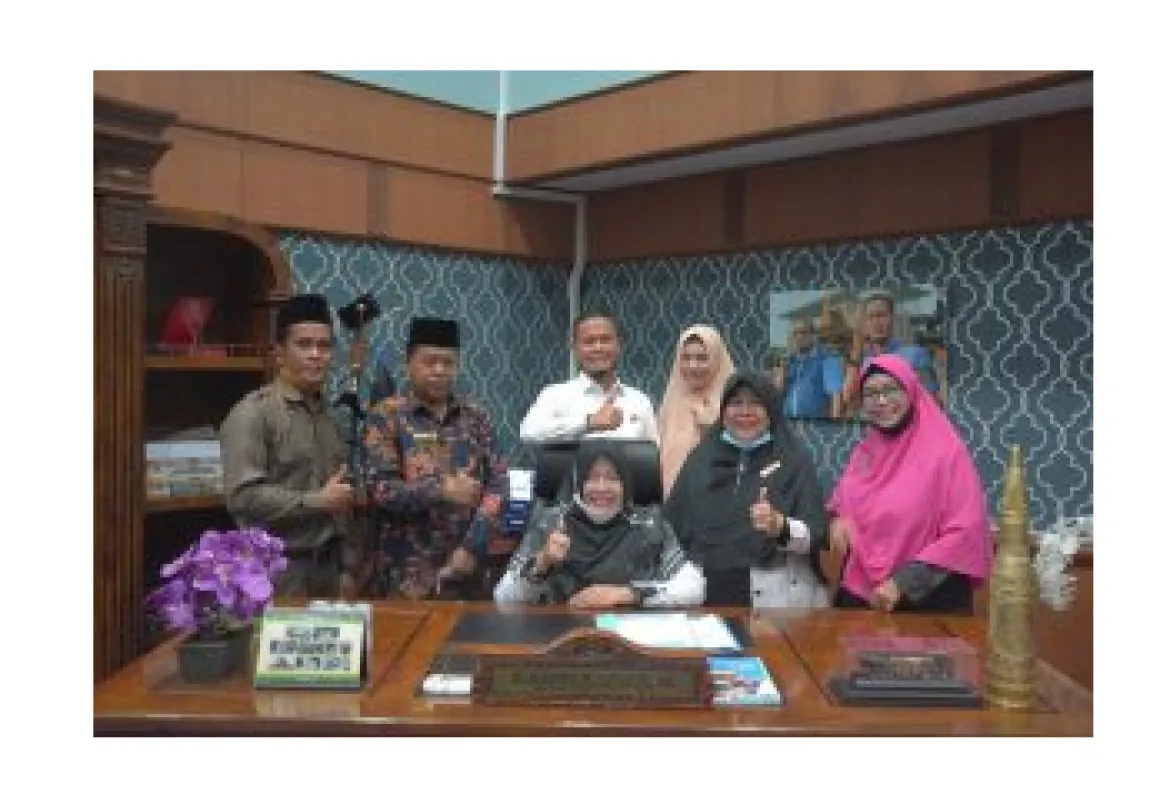 Wakil Ketua DPRD Provinsi Riau Agung Nugroho Menerima Kunjungan Dari SMP Negeri 22 Pekanbaru