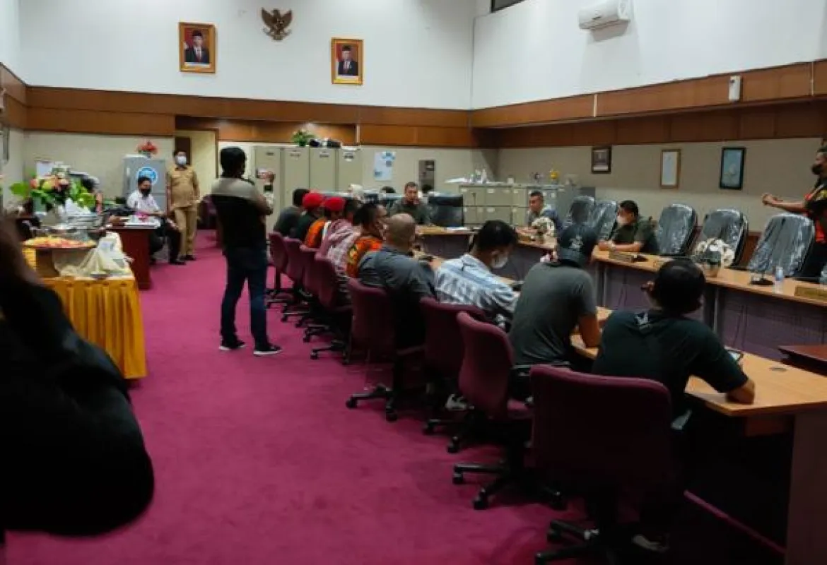 Hearing di DPRD Riau, GPMPK Minta Dewan Surati Syamsuar terkait Dugaan Tersangka Korupsi jadi Pejabat ULP Riau