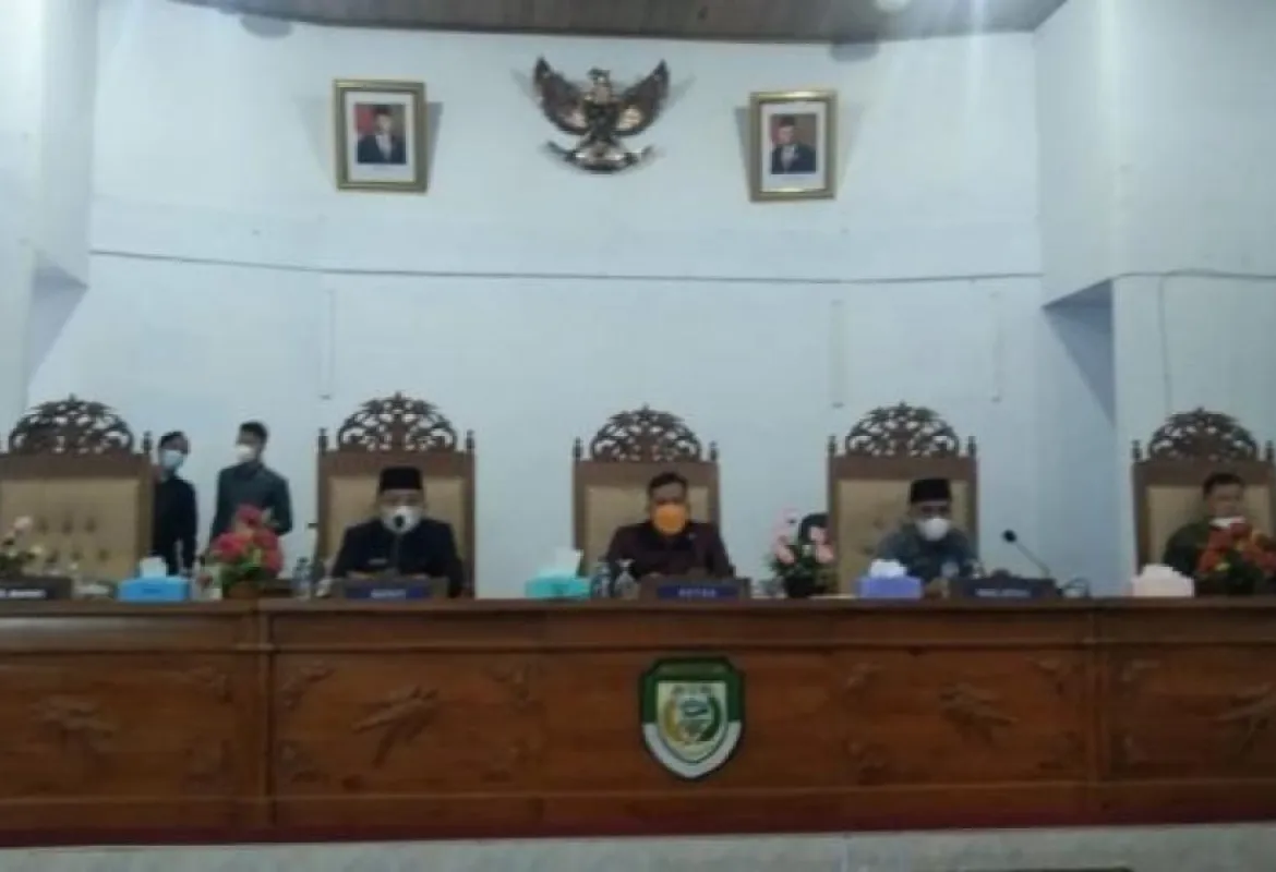 DPRD Seluma Gelar Paripurna Bahas 3 Raperda Usulan Bupati