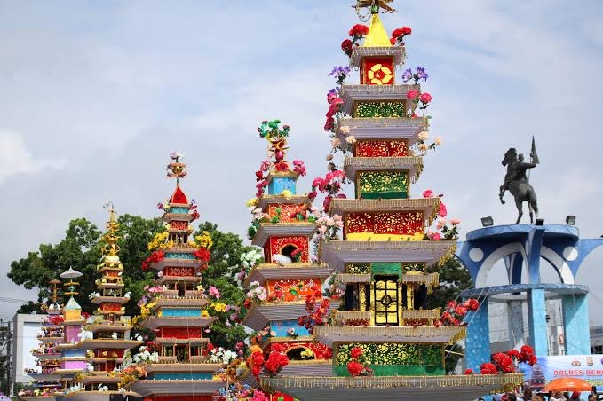 Perayaan Tabot di Kota Bengkulu, Festival Hoyak Tabuik di Pariaman dan Peringatan Asyura di Iran