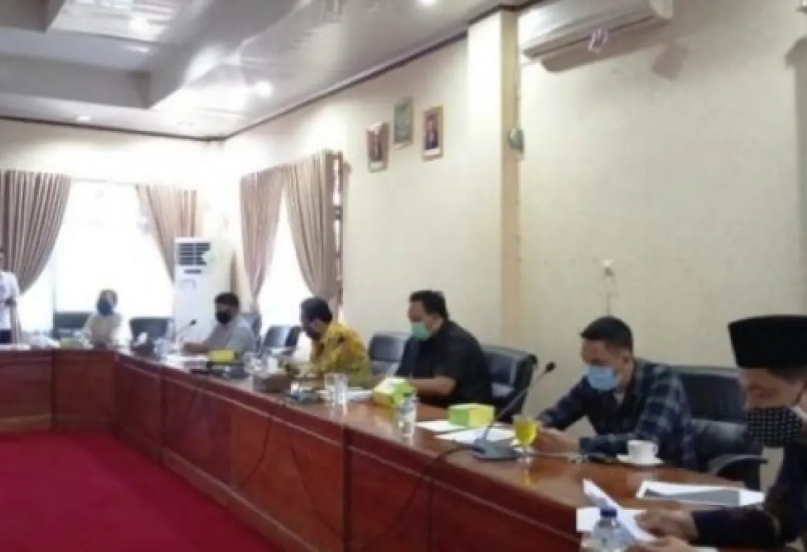 DPRD Kota Komisi I Gelar Hearing Bersama RSHD dan Dinkes