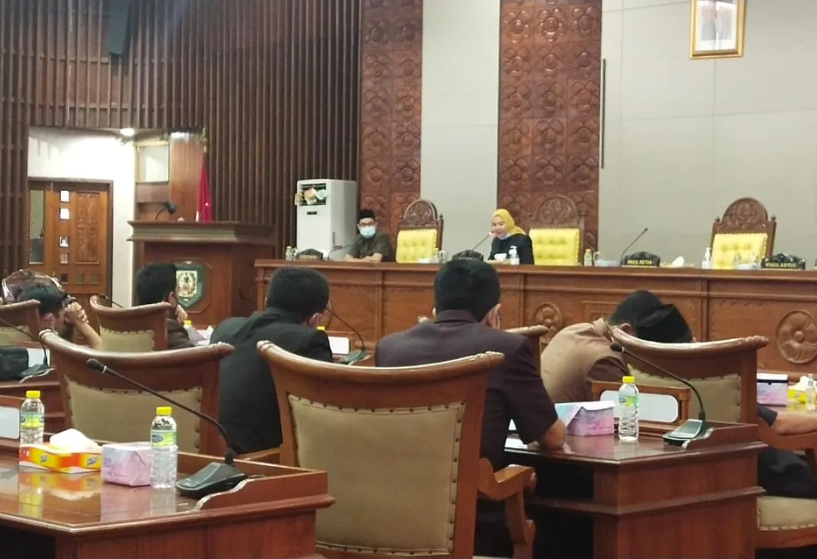 Risalah Rapat Paripurna Masa Persidangan ke I Tahun Sidang 2020 Disetujui DPRD Provinsi Bengkulu