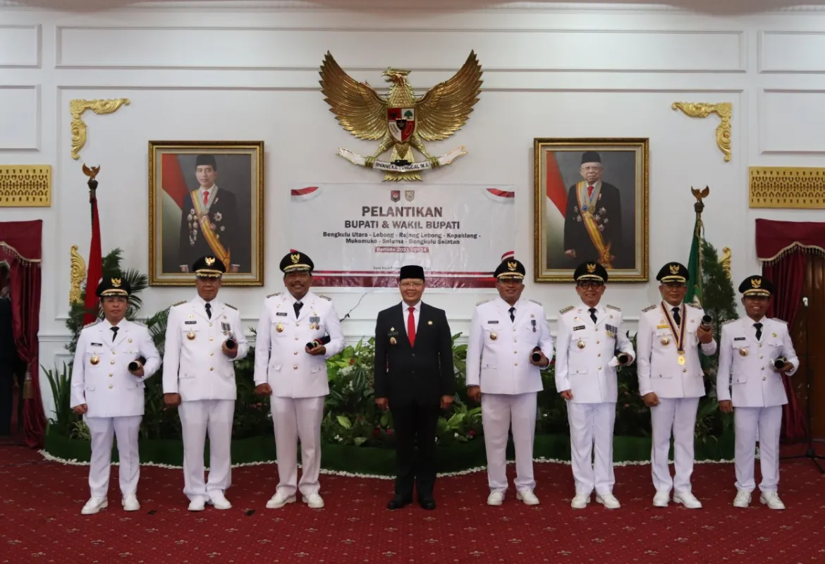 Lantik 7 Bupati-Wabup, Gubernur Rohidin Tegaskan Perkuat Sinergi Antar Daerah