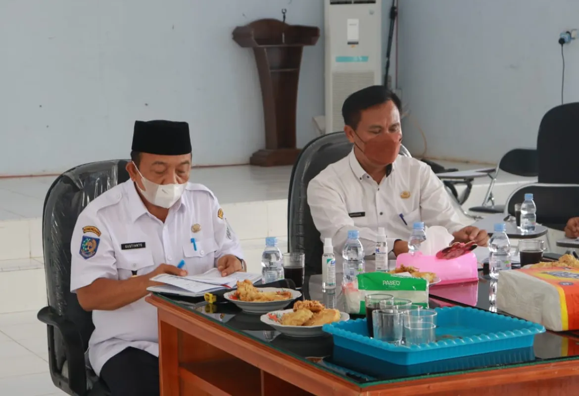 Wakil Bupati Gustianto Pimpin Rapat Koordinasi Satgas Tentang Perkembangan Covid 19 di Kabupaten Seluma
