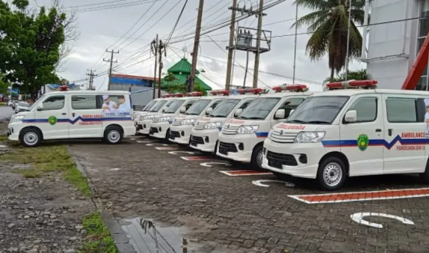 Walikota Bengkulu Helmi Hasan Tambah 15 Ambulans Gratis