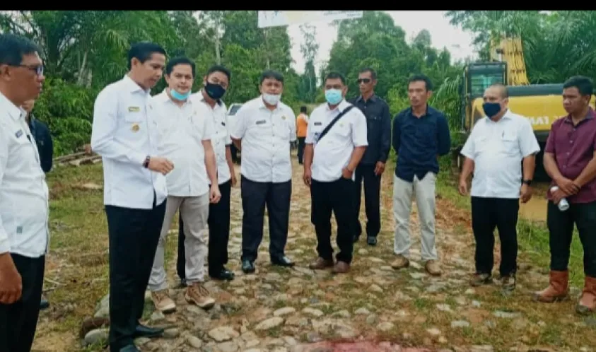 Lakukan Titik Nol Peningkatan Jalan, Bupati Kaur Gusril : Ini Demi Kelancaran Akses dan Kesejahteraan Masyarakat