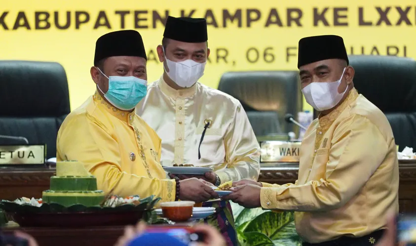 Pemotongan Tumpeng