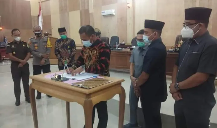 DPRD Mukomuko Gelar Paripurna Pengesahan Perda APBD Tahun 2021