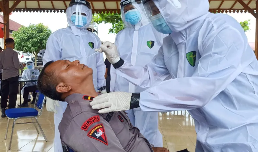 Guna Mengetahui Peta Sebaran Covid-19, 1200 Personil Polda Bengkulu dan Polres Jajaran Rapid Tes Antigen