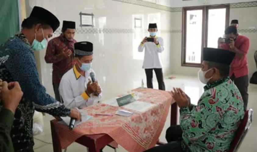 Bupati Siak Alfedri Serahkan Zakat Maal Kepada UPZ Dayun