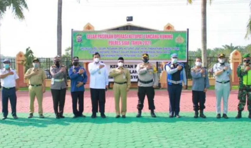 Sekretaris Daerah Kabupaten Siak Jadi Irup Pada Pelaksanaan Apel Gelar Pasukan di Polres Siak
