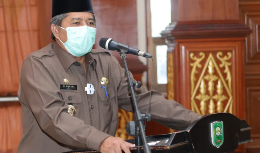 Pemerintah Kabupaten Siak Berikan Program Beasiswa Berprestasi