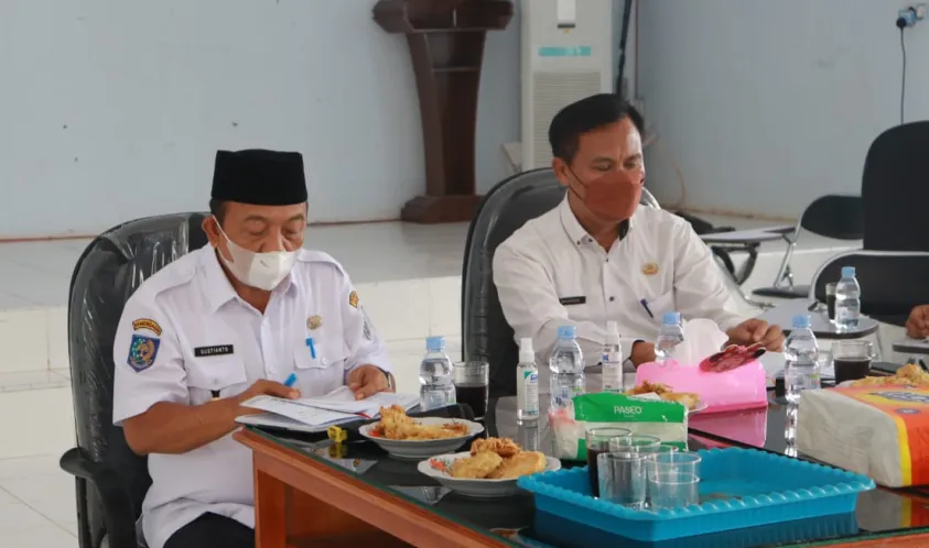 Wakil Bupati Gustianto Pimpin Rapat Koordinasi Satgas Tentang Perkembangan Covid 19 di Kabupaten Seluma